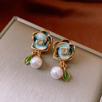 Silver Pin Earrings With Diamonds And Oil-dripping Flower And Pearl Earrings